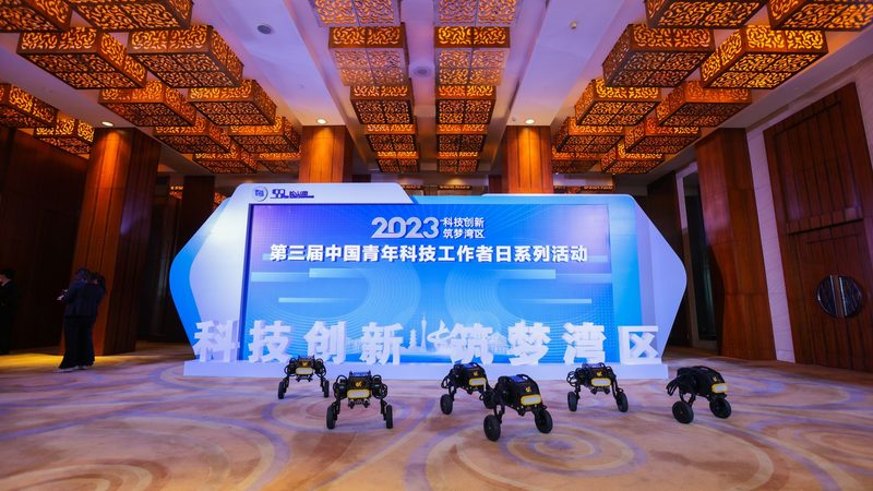 OA协同办公软件：如何挑选适合企业的“最佳拍档”**